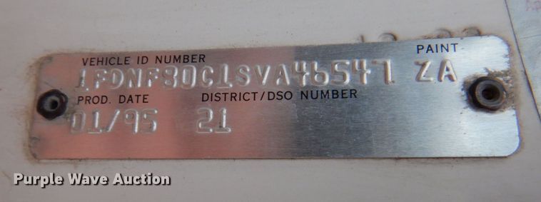 image for item DN1377 1995 Ford F800  dump truck