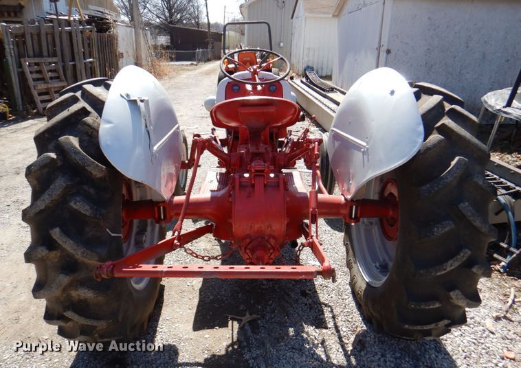 image for item DN1425 Ford  tractor