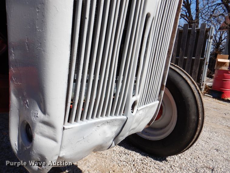 image for item DN1425 Ford  tractor