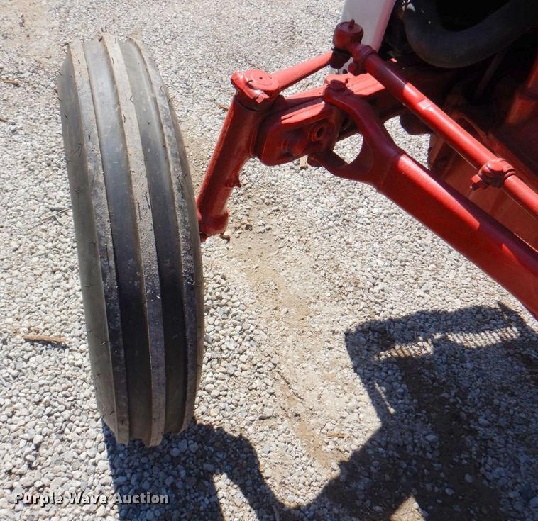 image for item DN1425 Ford  tractor