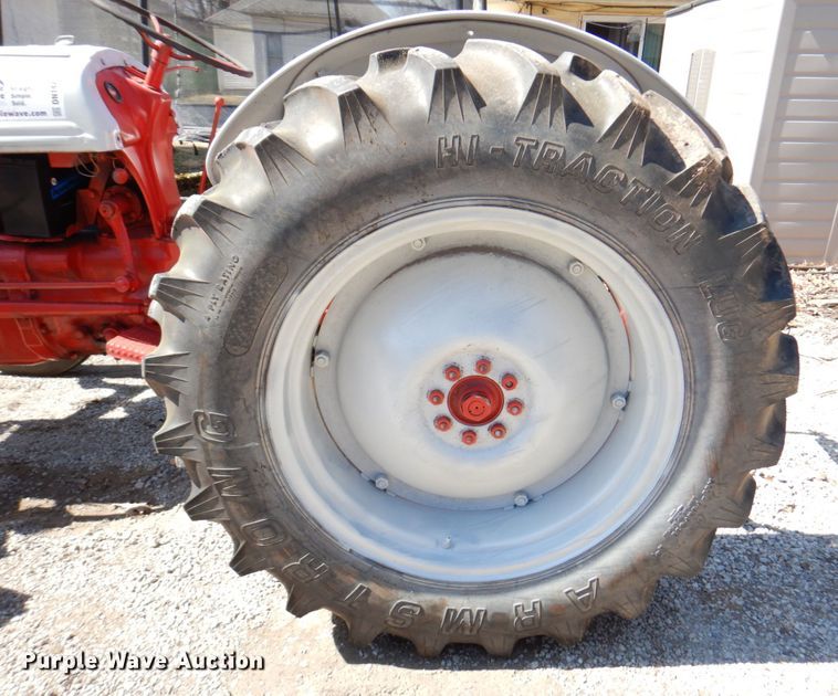 image for item DN1425 Ford  tractor