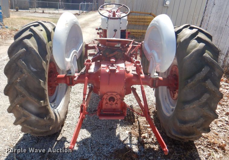 image for item DN1427 Ford  tractor