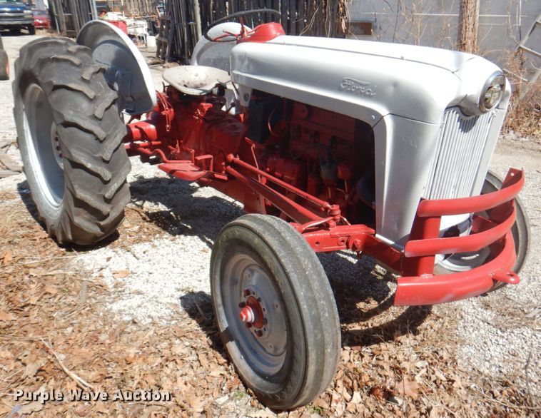 image for item DN1427 Ford  tractor