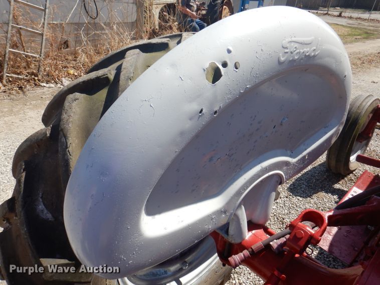 image for item DN1427 Ford  tractor