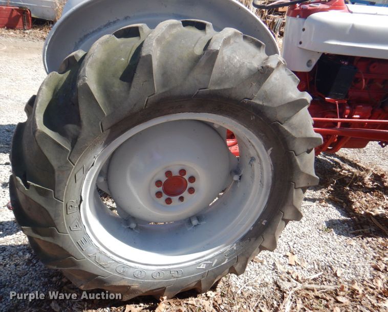 image for item DN1427 Ford  tractor