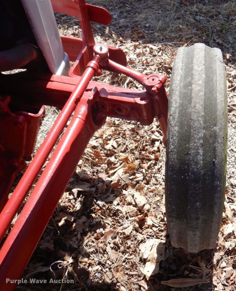 image for item DN1427 Ford  tractor