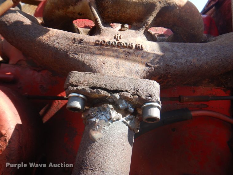 image for item DN1432 International B414  tractor