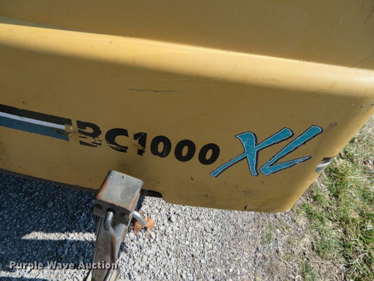 image for item DN7915 2005 Vermeer BC1000XL  wood chipper