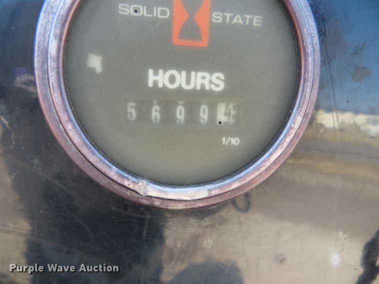 image for item DN7915 2005 Vermeer BC1000XL  wood chipper