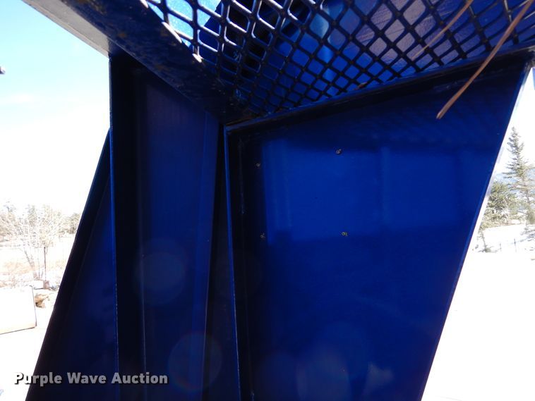 image for item DR1117 2003 Titan  dump trailer