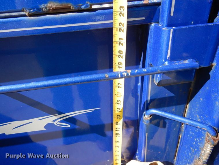 image for item DR1117 2003 Titan  dump trailer