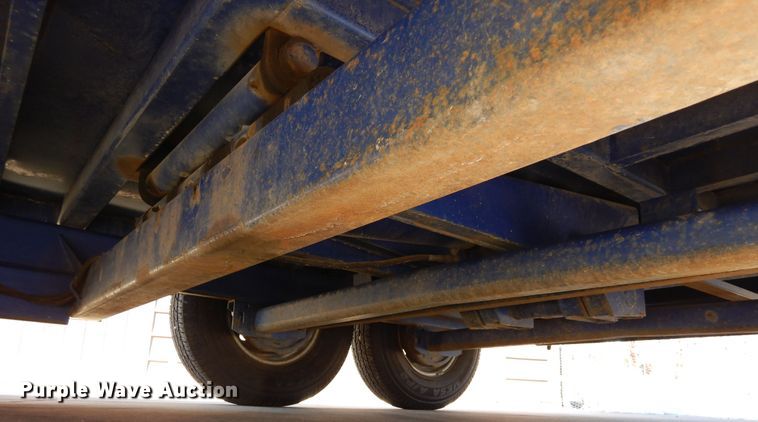 image for item DR1117 2003 Titan  dump trailer