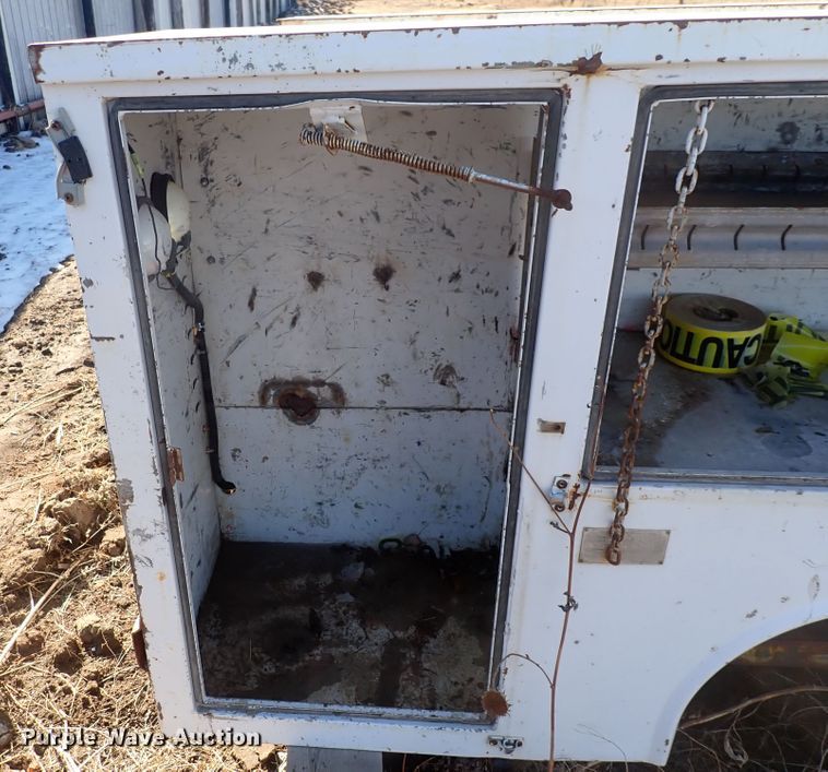 image for item DS7026 Utility bed