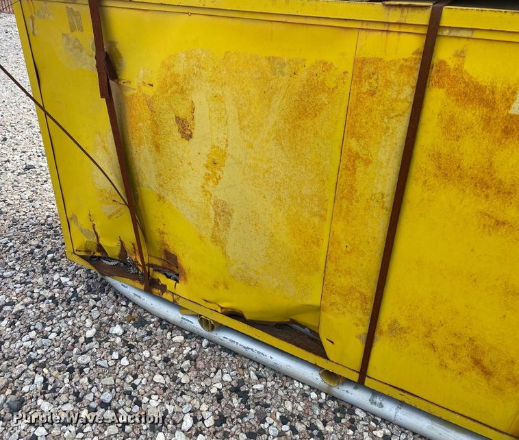 image for item EY9788 Canvas storage building