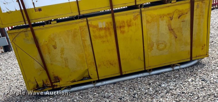 image for item EY9788 Canvas storage building