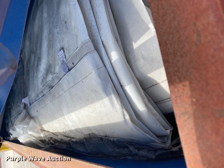 image for item EY9789 Canvas storage building