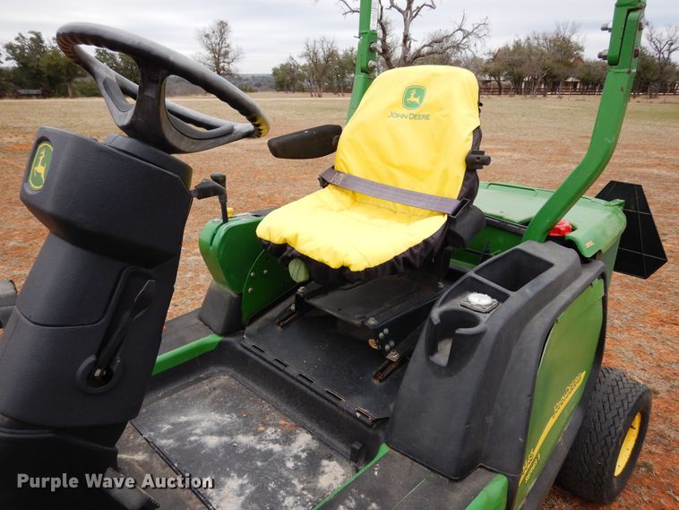 image for item EY9791 John Deere 1445 Series II  lawn mower