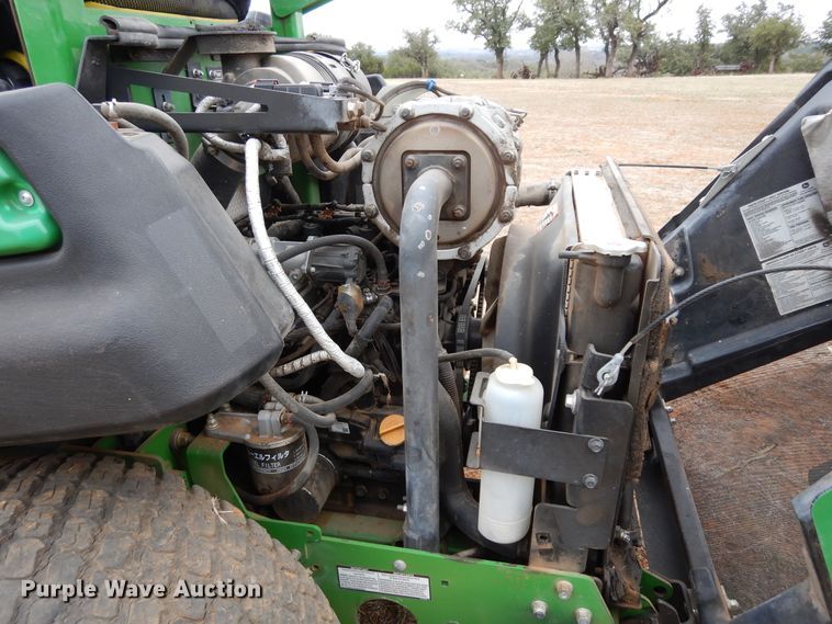 image for item EY9796 2015 John Deere Z997R  ZTR lawn mower