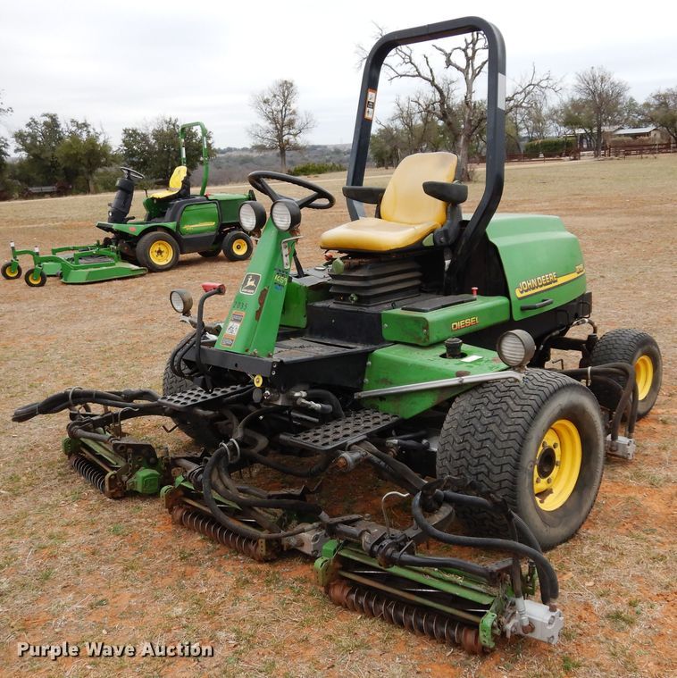 image for item EY9803 John Deere 3215B  reel mower