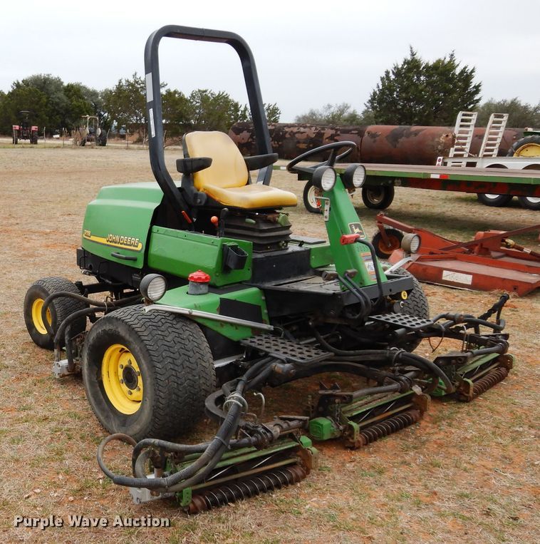 image for item EY9803 John Deere 3215B  reel mower