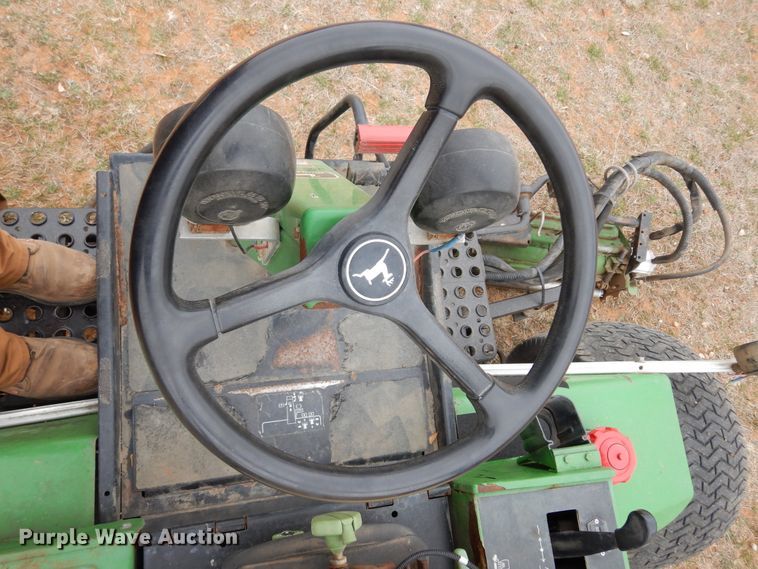 image for item EY9803 John Deere 3215B  reel mower