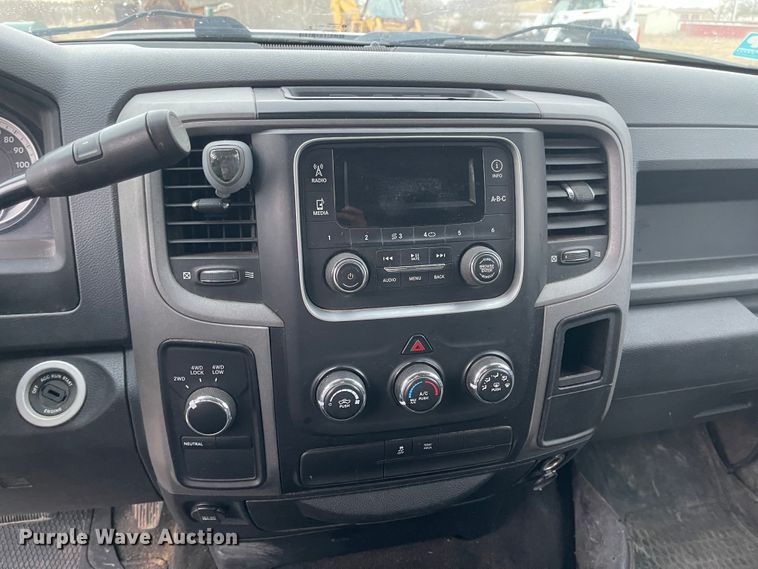 image for item FV9257 2014 Dodge Ram 1500  Crew Cab pickup truck