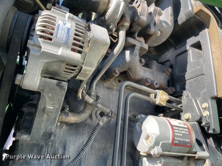 image for item FV9281 2010 John Deere 3038E  MFWD tractor