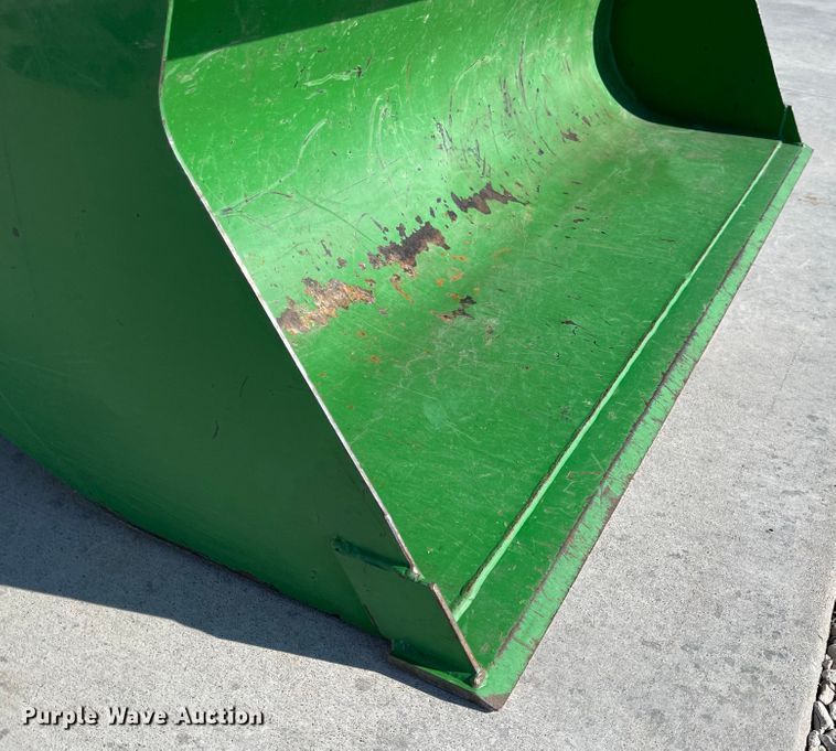 image for item FV9281 2010 John Deere 3038E  MFWD tractor