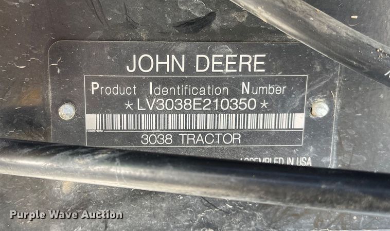 image for item FV9281 2010 John Deere 3038E  MFWD tractor