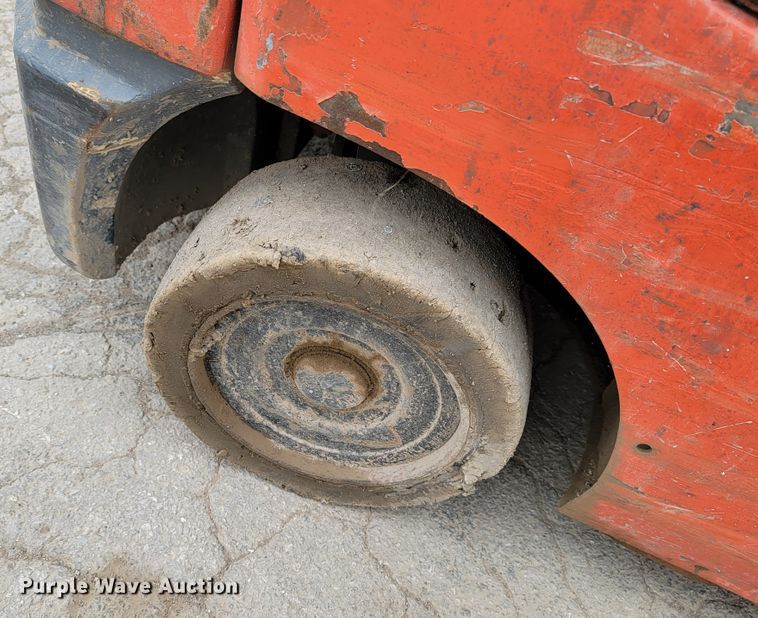 image for item HF9302 Toyota 7FGCU25  forklift