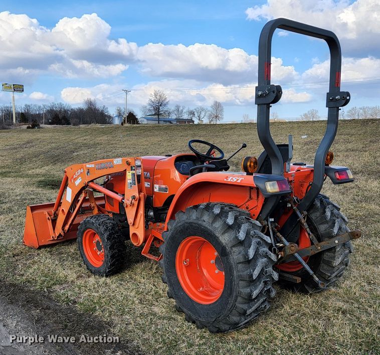 image for item HK9303 2013 Kubota L3800  MFWD tractor