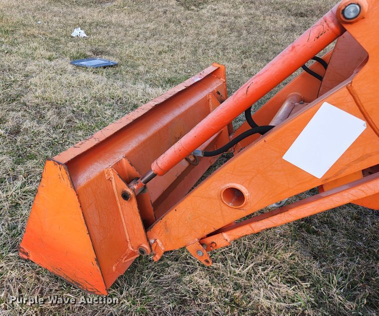 image for item HK9303 2013 Kubota L3800  MFWD tractor