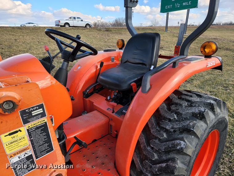 image for item HK9303 2013 Kubota L3800  MFWD tractor