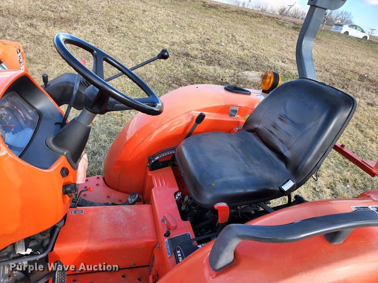 image for item HK9303 2013 Kubota L3800  MFWD tractor