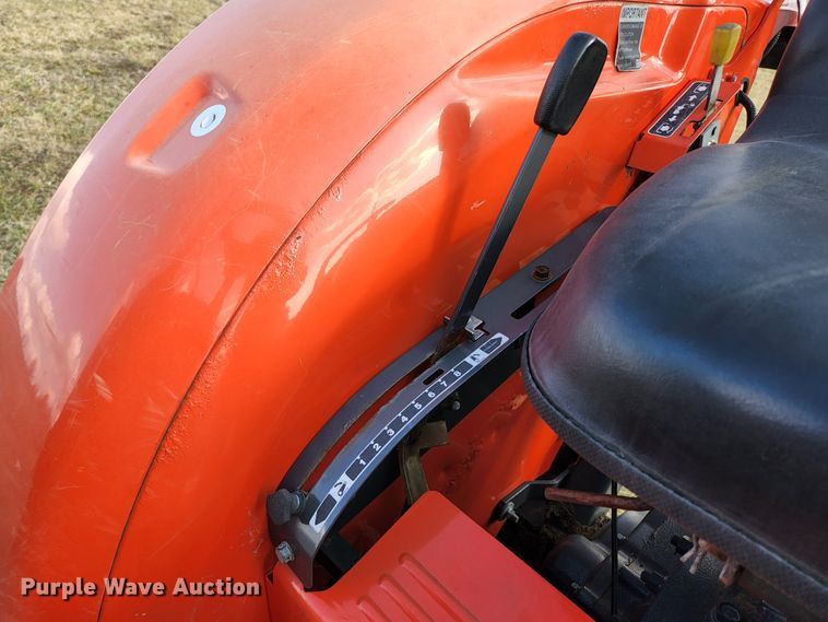 image for item HK9303 2013 Kubota L3800  MFWD tractor