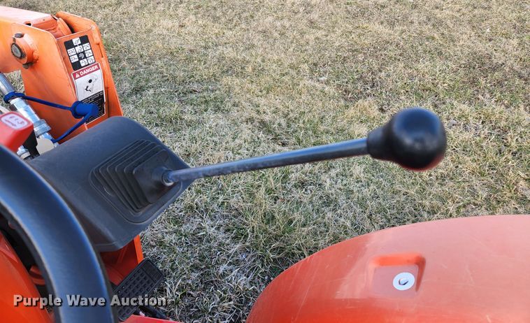 image for item HK9303 2013 Kubota L3800  MFWD tractor