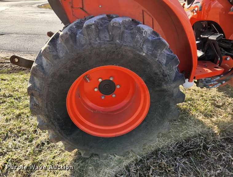 image for item HK9303 2013 Kubota L3800  MFWD tractor