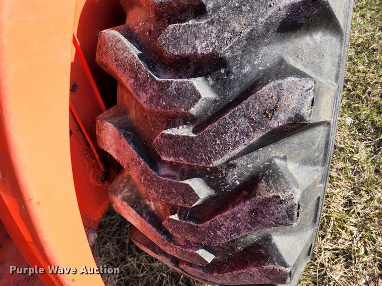 image for item HK9303 2013 Kubota L3800  MFWD tractor