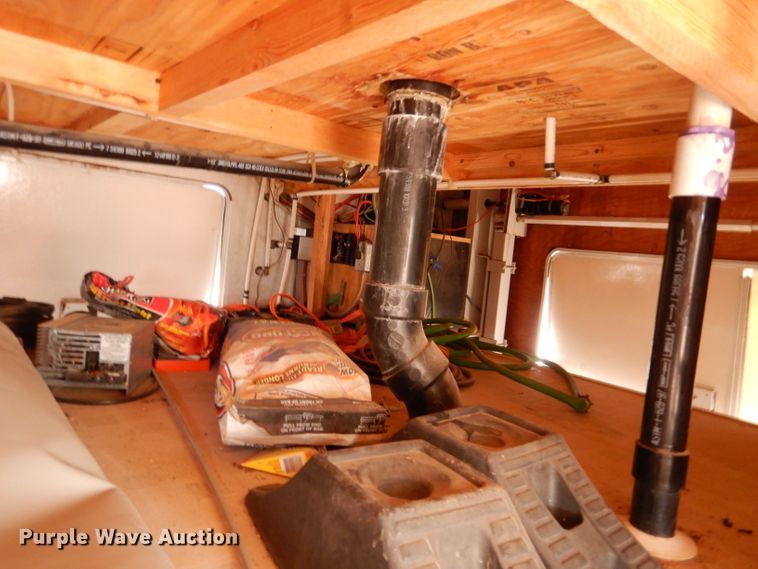 image for item IE9736 2000 NU-WA HitchHiker Premier Limited  camper