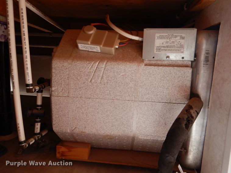 image for item IE9736 2000 NU-WA HitchHiker Premier Limited  camper