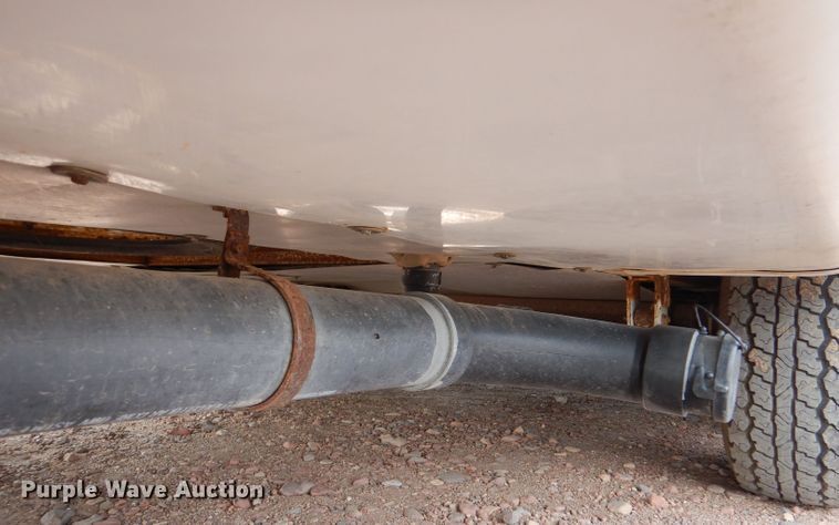 image for item IE9736 2000 NU-WA HitchHiker Premier Limited  camper