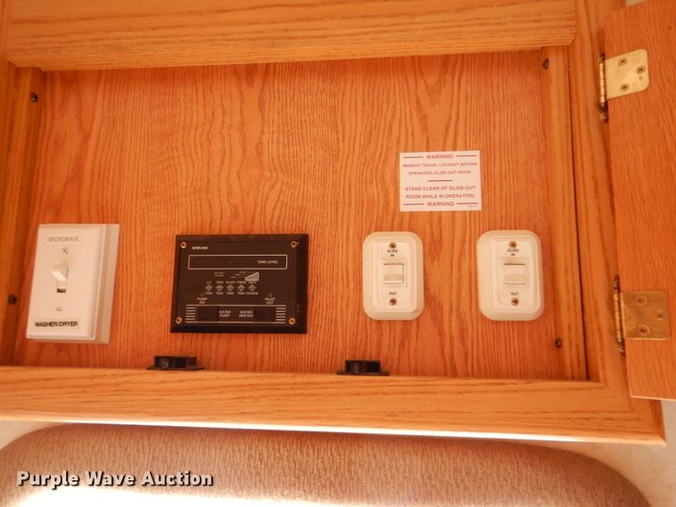 image for item IE9736 2000 NU-WA HitchHiker Premier Limited  camper