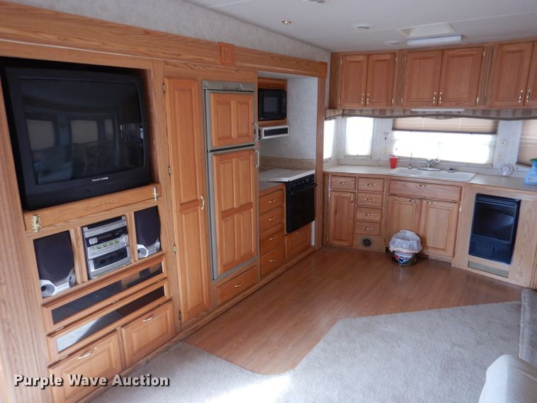 image for item IE9736 2000 NU-WA HitchHiker Premier Limited  camper