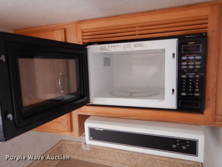 image for item IE9736 2000 NU-WA HitchHiker Premier Limited  camper