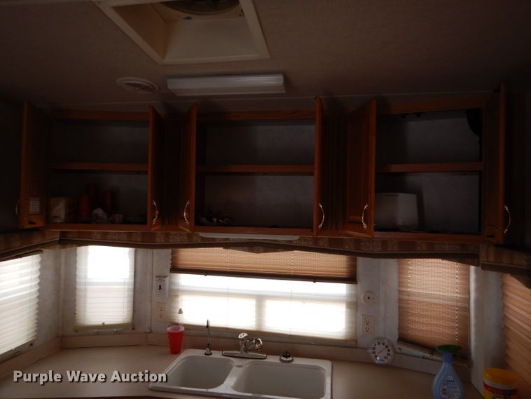 image for item IE9736 2000 NU-WA HitchHiker Premier Limited  camper