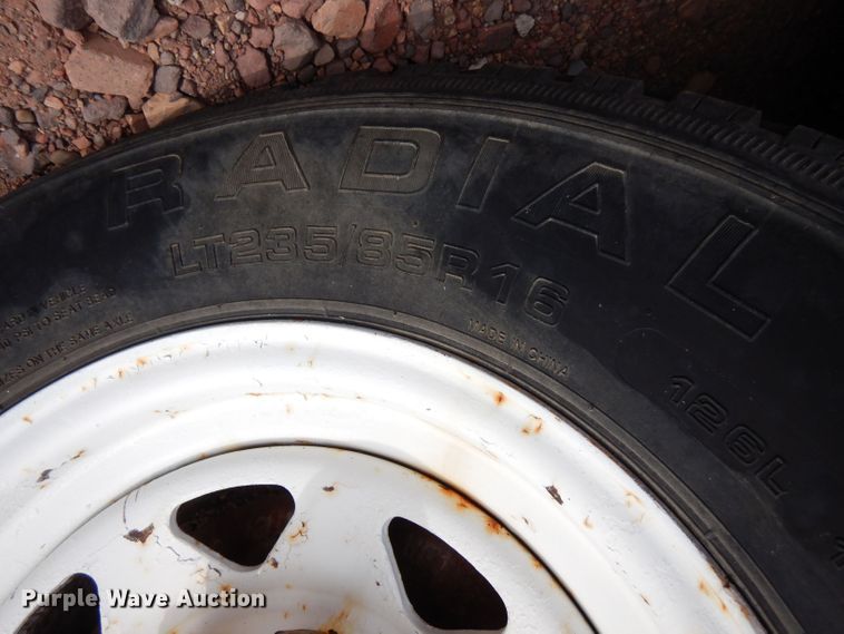 image for item IE9736 2000 NU-WA HitchHiker Premier Limited  camper