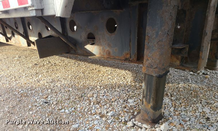 image for item IF9333 2008 Transcraft DTL-2100  drop deck trailer