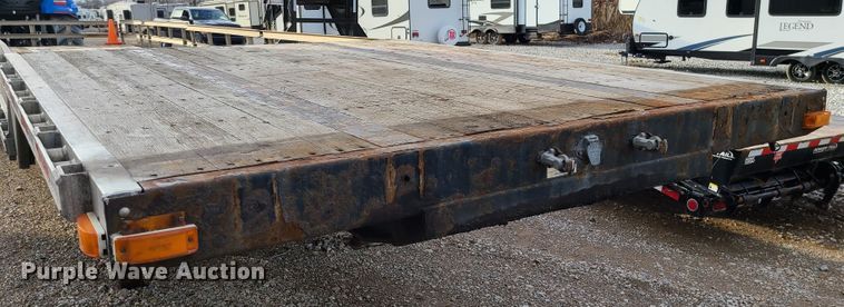 image for item IF9333 2008 Transcraft DTL-2100  drop deck trailer