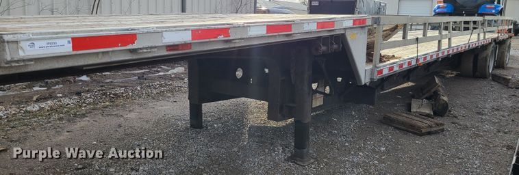 image for item IF9333 2008 Transcraft DTL-2100  drop deck trailer