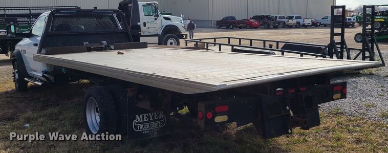 image for item IF9334 2012 Dodge Ram 5500HD  rollback truck